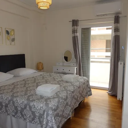 A&J Apartments Or Rooms Athens Airport Markópoulon Esterno foto