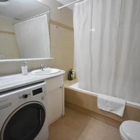 A&J Apartments Or Rooms Athens Airport Markópoulon Esterno foto